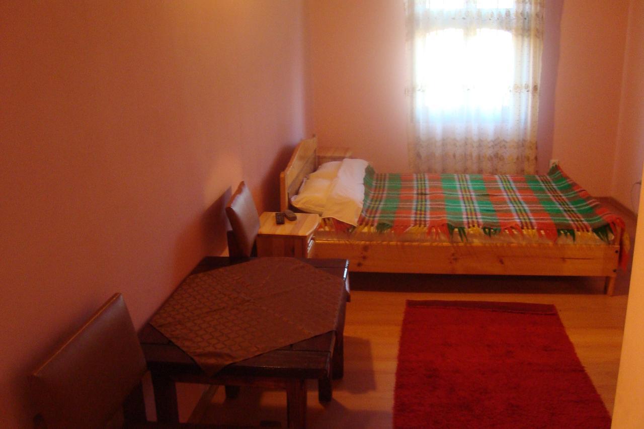 Garchev Han Hotel Anton Kültér fotó